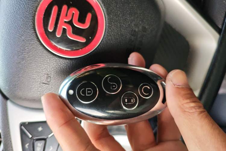 Used BYD Yuan 2017 1.5L Automatic Cool & Connected Model
