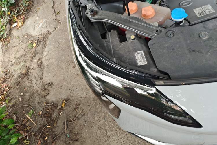 Used AION Y 2023 Younger Star Edition Right Front Headlight