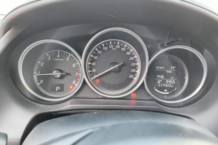 Used Mazda Atenza 2017 2.0L Blue Sky Luxury Edition
