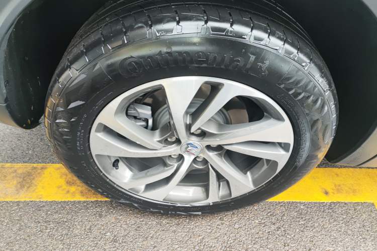 Used Buick Envision 2022 Encore S 652T Two-Wheel-Drive Luxury Model