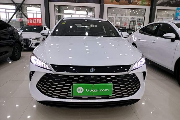 Used BYD Qin PLUS 2025 DM-i Smart Drive 55KM Leading Model