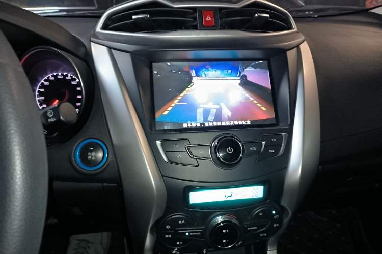 Used BYD Yuan New Energy 2018 EV360 Smart Connect Cool Edition
