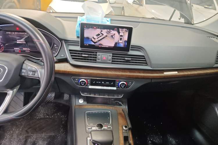 Used Audi Q5L 2020 Updated 40 TFSI Prestige Fashion Edition
