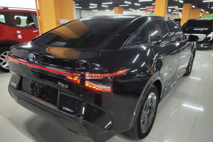 Used Toyota bZ3 2023 517 km Elite PRO
