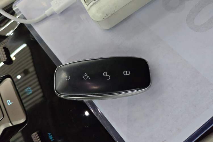 Used Denza D9 2022 DM-i 970 Four-Wheel Drive Flagship Model