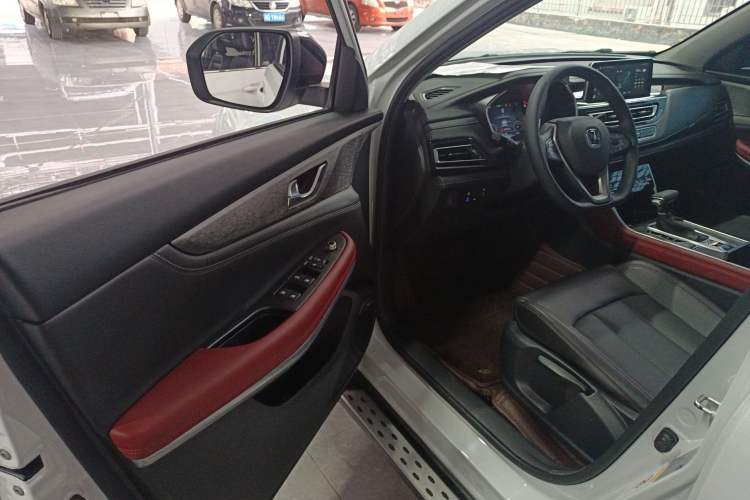 Used CHANGAN CS75 2022 Blue Whale Edition 1.5T DCT Luxury Model
