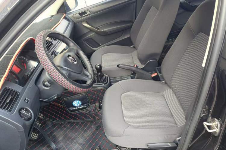 Used Volkswagen Santana 2016 1.6L Manual Fashion Edition