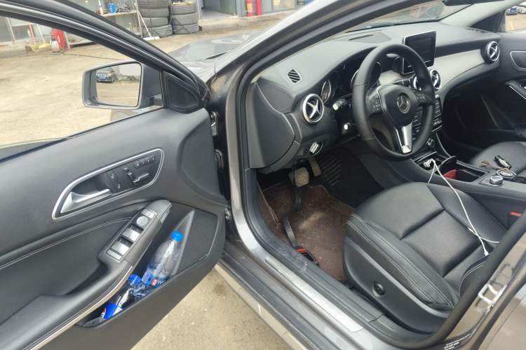 Used Mercedes-Benz GLA 2016 GLA 200 Fashion Model