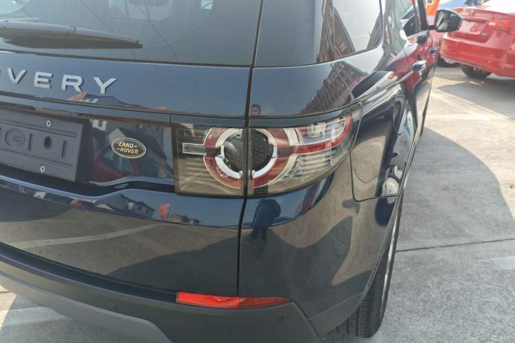 Used Land Rover Discovery Sport 2017 2.0T SE
