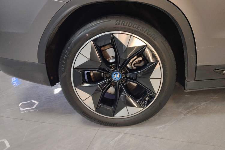 Used BMW iX3 2021 Leading Type Right Rear Wheel Hub