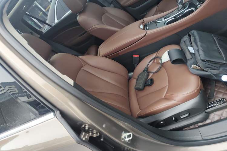 Used Buick Envision 2018 28T Four-Wheel Drive Luxury Model