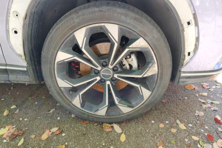 Used Roewe RX5 New Energy 2023 eRX5 Super Hybrid Prestige Edition Right Front Wheel Hub