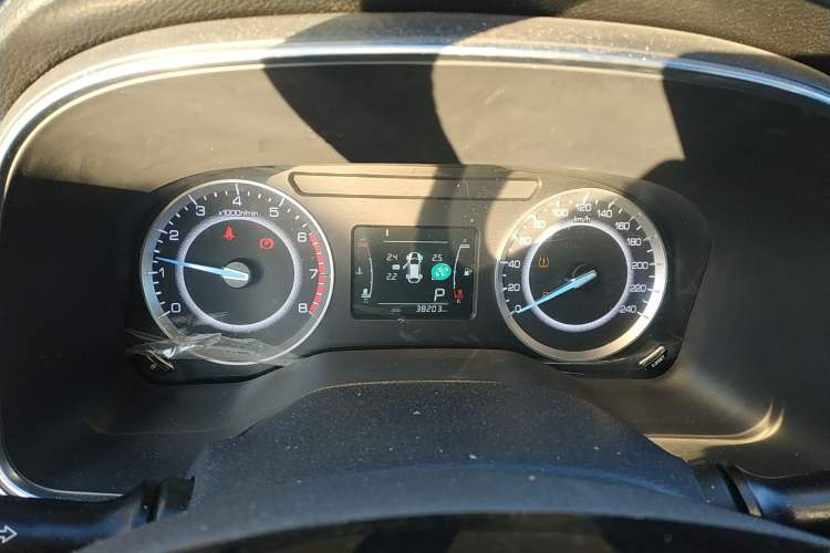 Used Sinotruk VGV U70 2020 1.5T Automatic Smart Enjoyment Elite Navigation Version 7 Seats