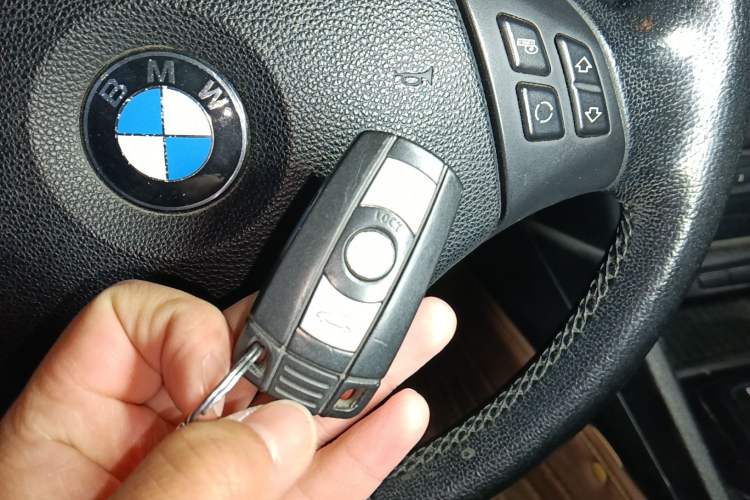 Used BMW X1 2010 sDrive18i Luxury Model