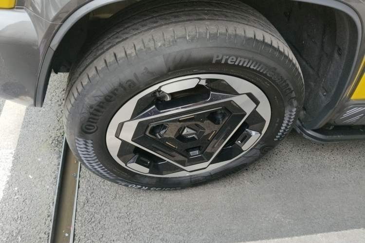 Used Deepal G318 2025 Worry-Free Adventure Edition Four-Wheel Drive Secret Realm Version
