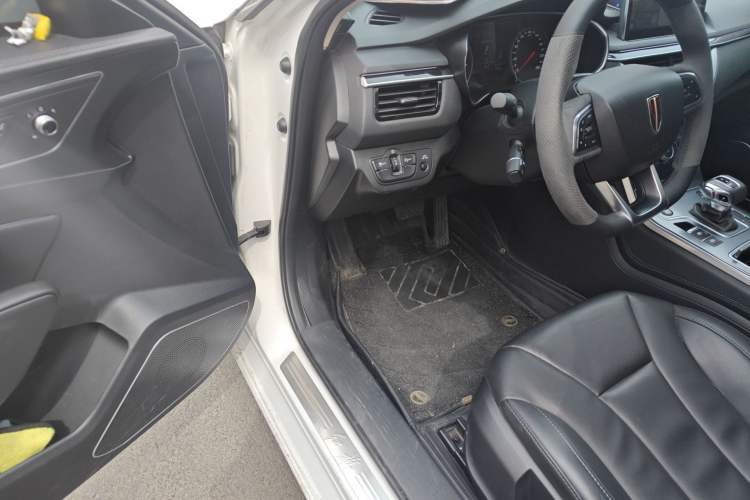 Used Hongqi H5 2022 Classic Model Facelift 1.5T DCT Qiyun Edition Driver Seat