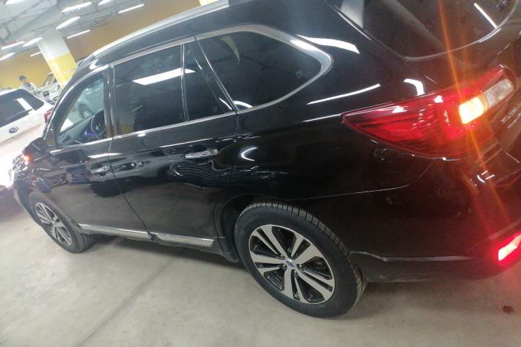 Used Subaru Outback 2019 2.5i Sport Navigation Edition with EyeSight
