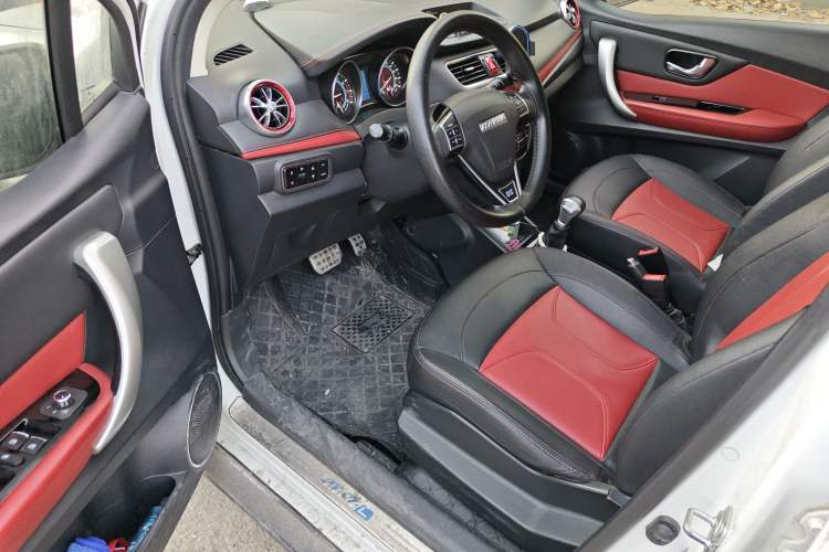 Used Haval H1 2016 Revised Version Blue Badge 1.5L AMT Standard Edition