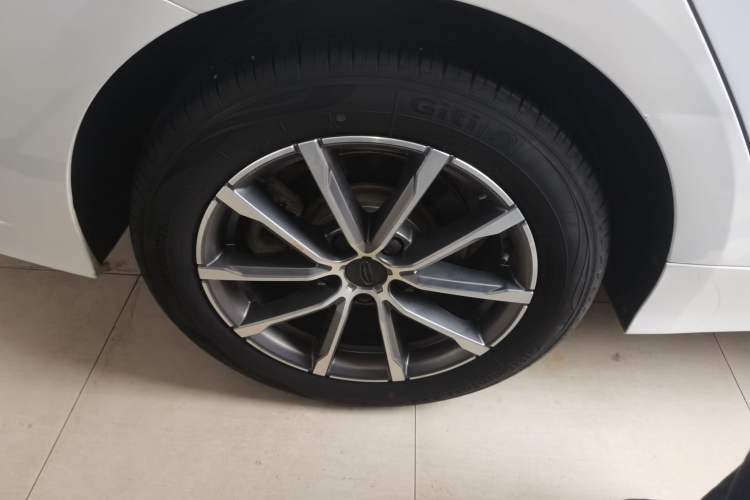 Used Geely Auto Emgrand GT 2021 1.8T Flagship Edition Exterior 5