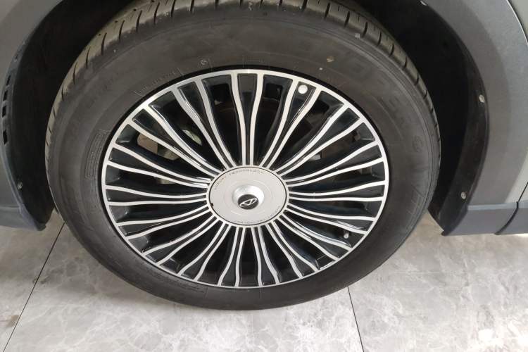 Used Chery Tiggo 8 L 2024 2.0T Two-Wheel Drive Prestige Version 5 Seats
