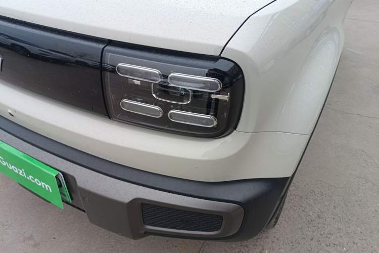 Used Baojun Spark EUV 2026 Model 501km Smart Luxury Edition Left Front Headlight