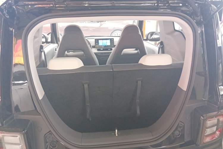 Used Geely Galaxy Panda 2025 210km Panda Kart Trunk