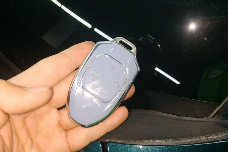 Used GAC Trumpchi GS8 2022 Flagship Series 2.0 TGDI Two-Wheel-Drive Prestige Edition (6-seater) Vehicle Key