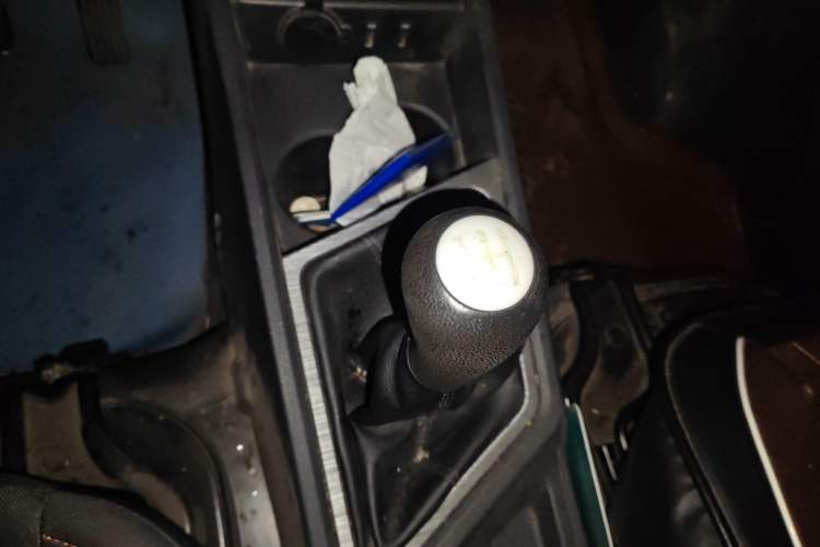 Used Chana Ruixing M60 2023 1.5L GDI Comfort-Class Passenger Vehicle 6/7 Seats