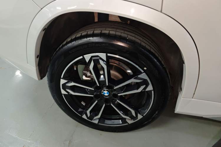 Used BMW X1 2023 sDrive25Li M Sport Package Right Rear Wheel Hub