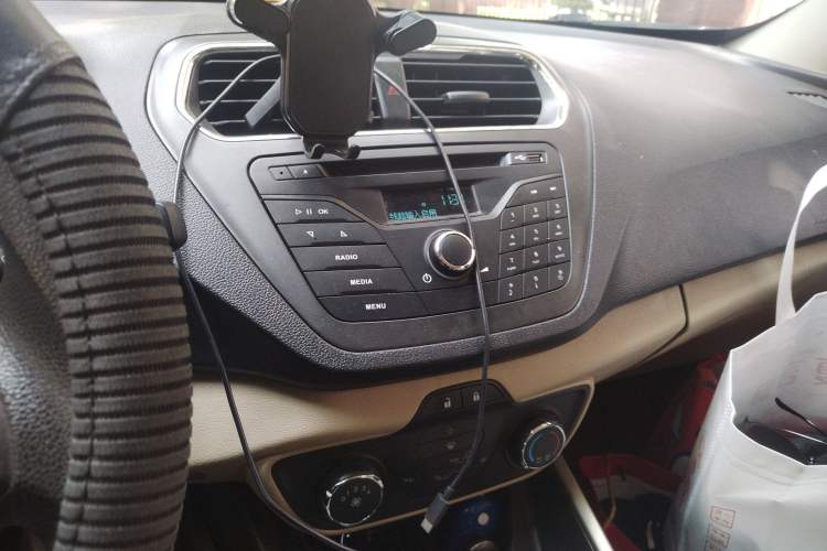 Used Ford Escort 2015 1.5L Manual Comfort Model
