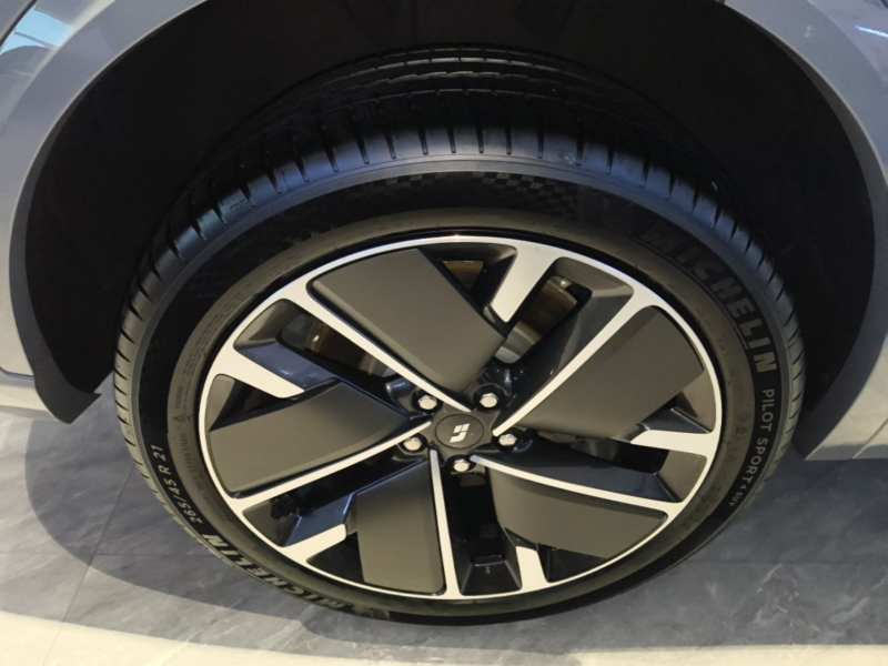Used Li Auto L7 2025 Ultra Smart Refreshed Edition — 25