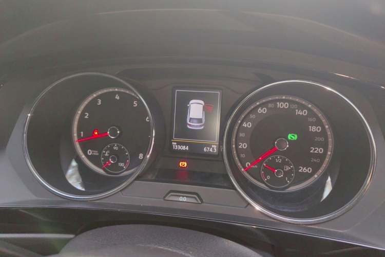 Used Volkswagen Tiguan L 2017 380TSI Automatic All-Wheel-Drive Luxury Edition Instrument Cluster