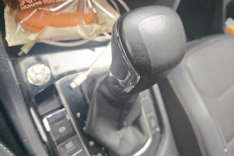 Used Volkswagen Tiguan L 2021 330TSI Automatic Two-Wheel Drive Smart Edition