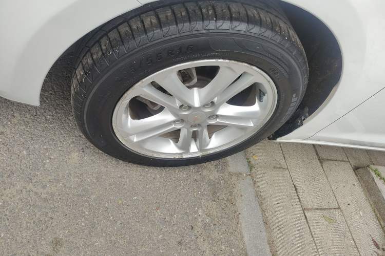 Used Chevrolet Cruze 2015 1.5L Manual Fashion Edition
