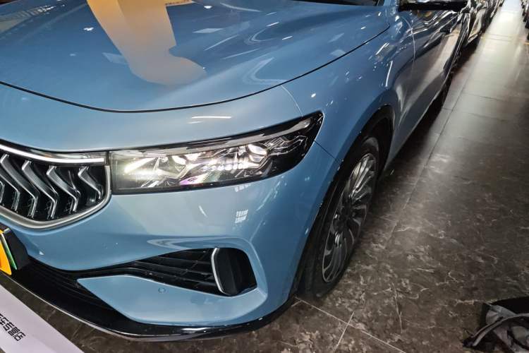 Used VOYAH FREE 2021 Four-Wheel Drive Standard Range-Extended Exclusive Luxury Package