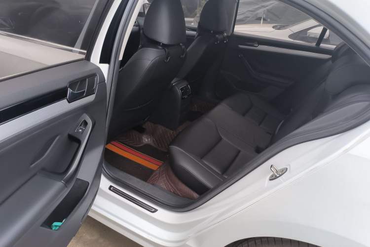 Used Volkswagen Sagitar 2018 1.6L Automatic Comfort Model Left Rear Seat