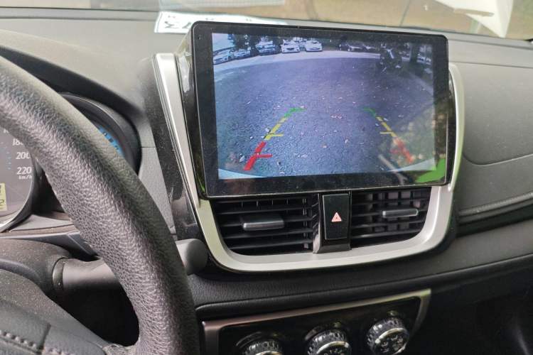 Used Toyota YARiS L Zhi Xiang 2018 1.5E CVT Champion Limited Edition Audio And AC Panel