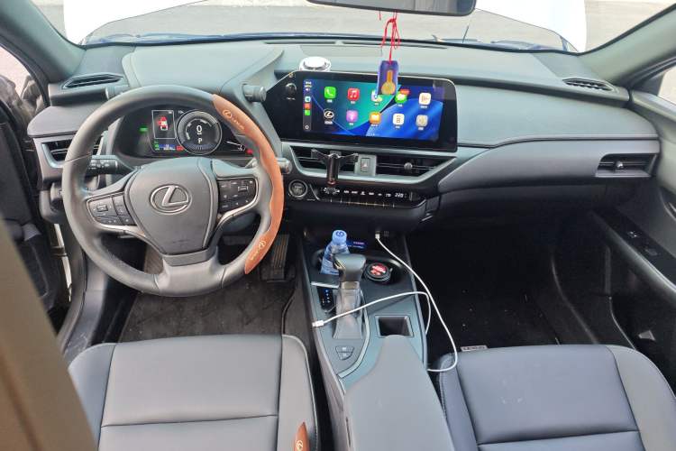 Used Lexus UX 2022 260h Explore-Edition