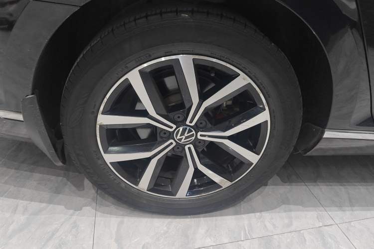 Used Volkswagen Magotan 2020 330TSI DSG Leading Model
