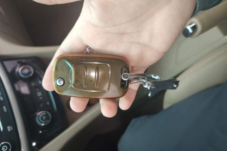 Used Baojun 730 2016 1.5T Manual Luxury Edition 7 Seats