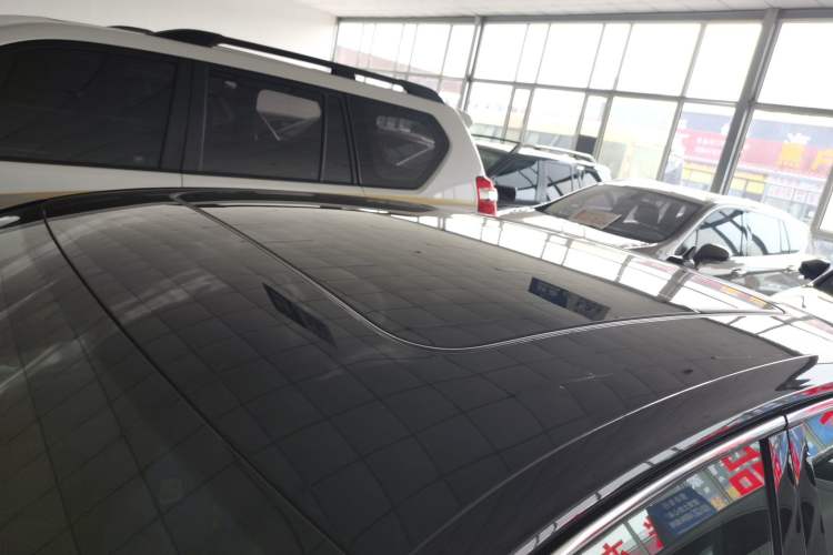 Used Volkswagen Passat 2021 330TSI Elite Edition Roof