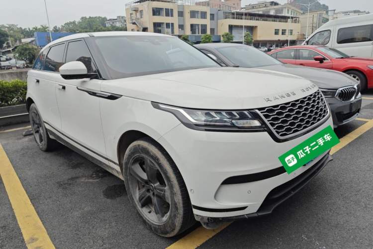 Used Land Rover Range Velar 2022 250 PS Front Right 45 Deg