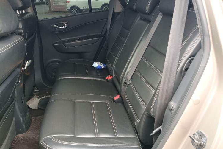 Used Renault Koleos 2013 2.5L Two-Wheel Drive Comfort Edition with Navigation
