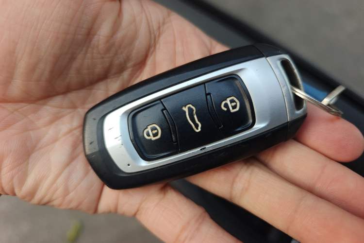 Used Geely Auto Emgrand 2018 1.5L CVT Upward Connect Edition
