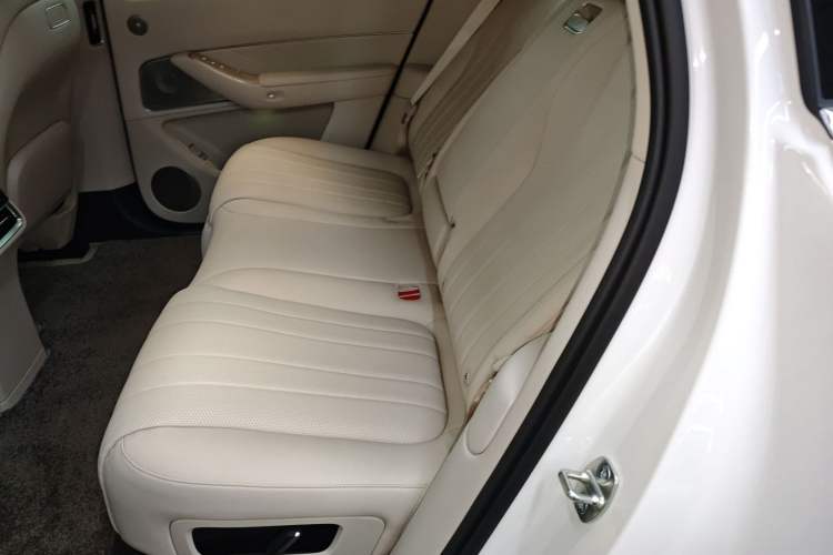 Used Hima AITO M8 2025 Extended-Range Max+ Version 53.4 kWh 5-Seater Edition
