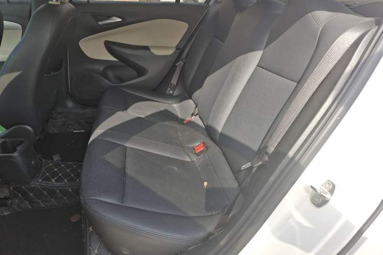 Used Buick Excelle 2018 15N Manual Elite Version
