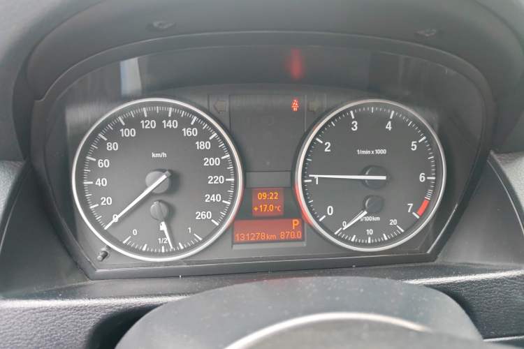 Used BMW X1 2014 sDrive18i Leading Model
