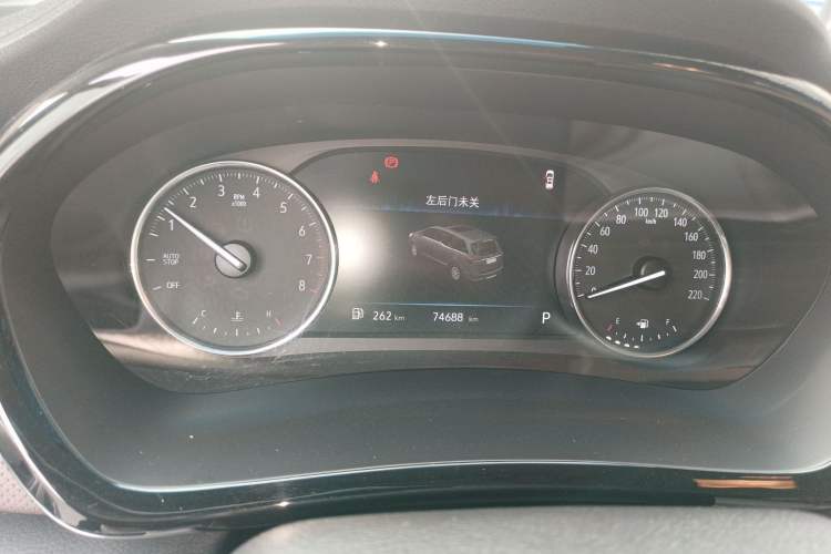 Used Buick GL8 2021 Land Cruiser Executive Class 652T Comfort Model