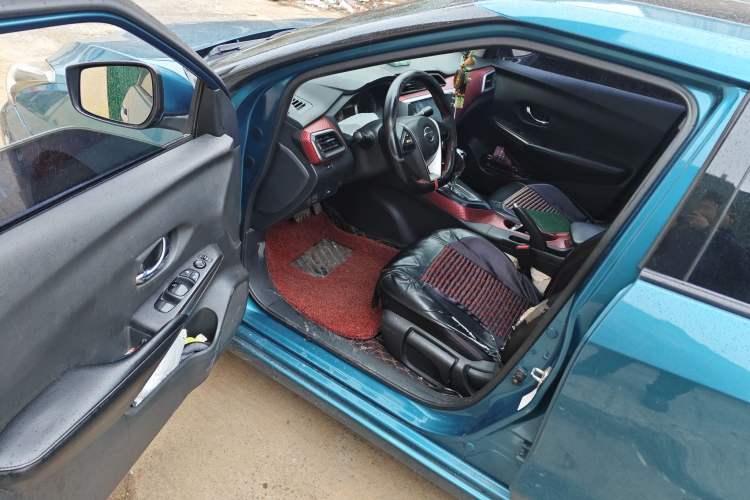 Used Nissan Lannia 2016 1.6L CVT Cool Edition