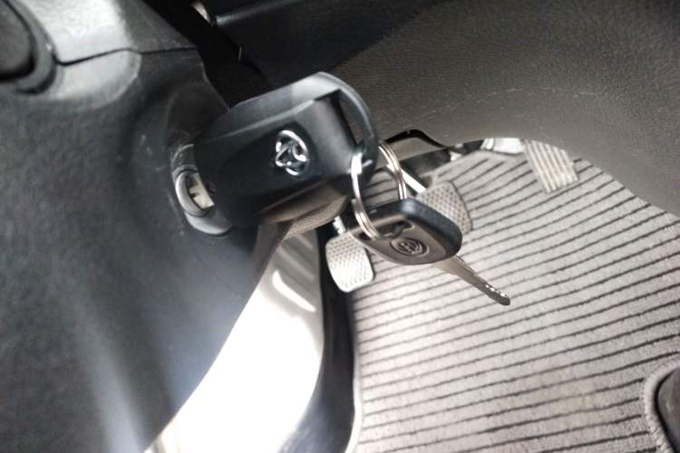 Used CHANGAN KUAYUE Wang X1 
